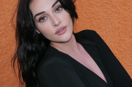 Türkiye’nin En Güzel Kadını Seçilen Esra Bilgiç Kimdir? Esra Bilgiç Kaç Yaşında Nereli