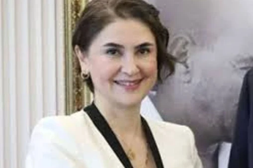 Gazeteci Hilal Köylü kaç yaşında, aslen nereli, hangi kanallarda çalıştı?