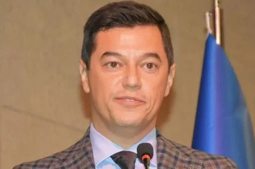 Marmaris Belediye Başkanı Acar Ünlü: Hangi Partiyle Göreve Geldi ve Kimdir?