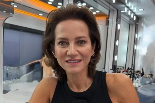 Çirkin Dizisi Ebru Şifacı Kimdir?