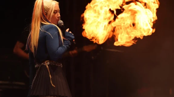 Ece Seçkin’den unutulmaz sahne şovu