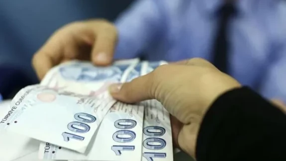 Ev kadınlarına erken emeklilik yolda! 10 milyon kadın yararlanacak! Uzman isim o tarihi işaret etti