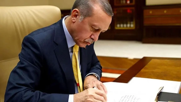 EYT'de Yeni Dönem: Emeklilikte Yaş Sırası Tarihe Karışıyor!