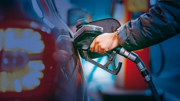 Akaryakıt Fiyatlarında Yeni Dönem: Benzin ve Motorin Aramalarında Büyük Artış
