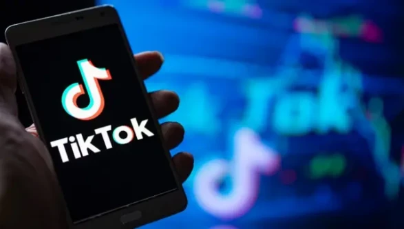 TikTok video indirici ile ders materyallerini telefonunuza kaydedin