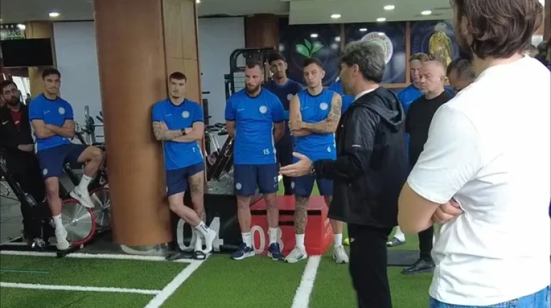 İlhan Palut Çaykur Rizespor’a Veda Etti: 2,5 Yıllık Görev Sona Erdi