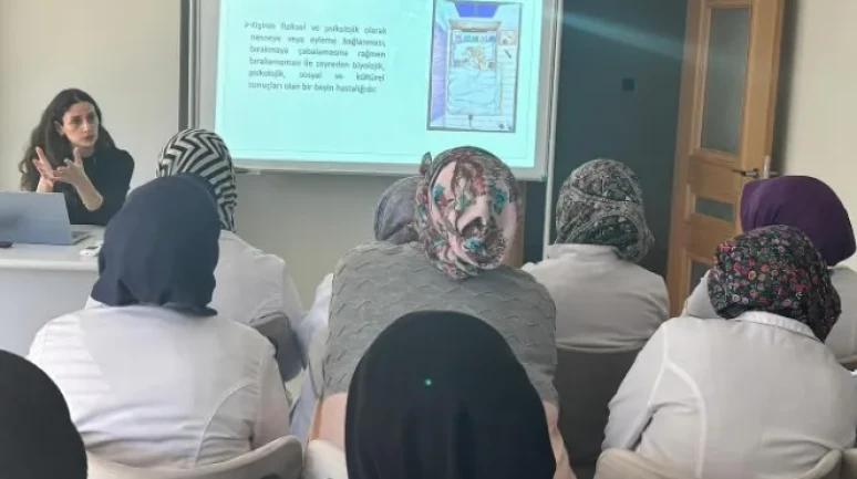 Rize Yeşilay Şubesi’nden ADEM’de Teknoloji Bağımlılığı Eğitimi ve YEDAM Tanıtımı