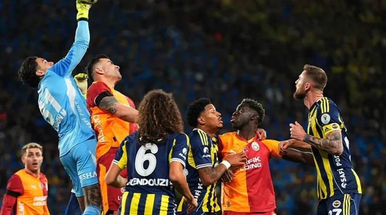 Avrupa Medyasından Süper Kupa Finaline Dair Öne Çıkanlar: Guendouzi'nin İlk Golü ve Oosterwolde'nin Sevinci!