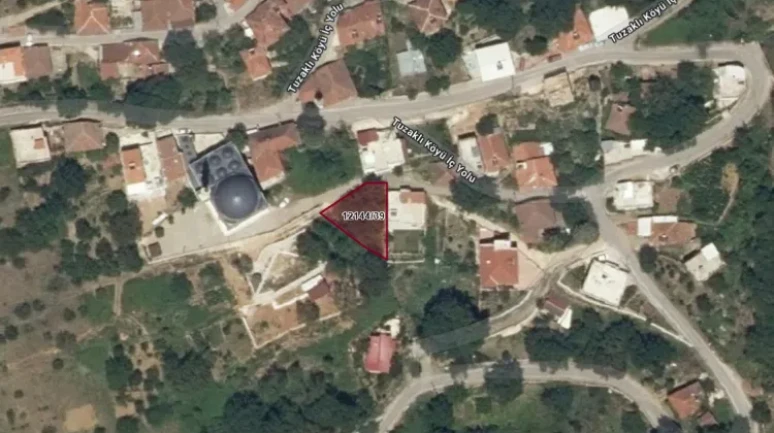 Bursa'da İcradan Satılık Köy Evi ve Arsası: Yenişehir'de 4 Milyon TL Muhammen Bedelle İhaleye Çıkıyor