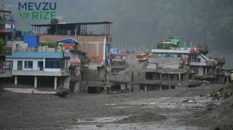 Nepal'de Sel Felaketi: Hayatını Kaybedenlerin Sayısı 270'i Buldu