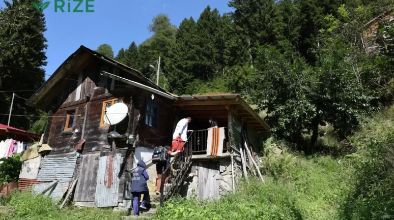 Rize Ayder'de 109 Yaşındaki Sabriye Gündoğdu'nun Tedavi Süreci Evde Gerçekleştirildi