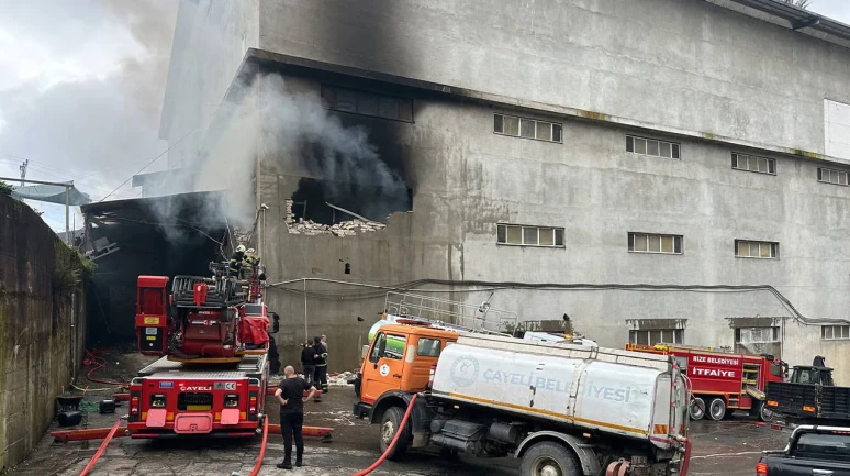 Rize'de çay fabrikasında yangın: Kontrol altına alındı