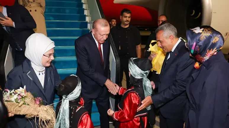 Cumhurbaşkanı Erdoğan, memleketi Rize’de
