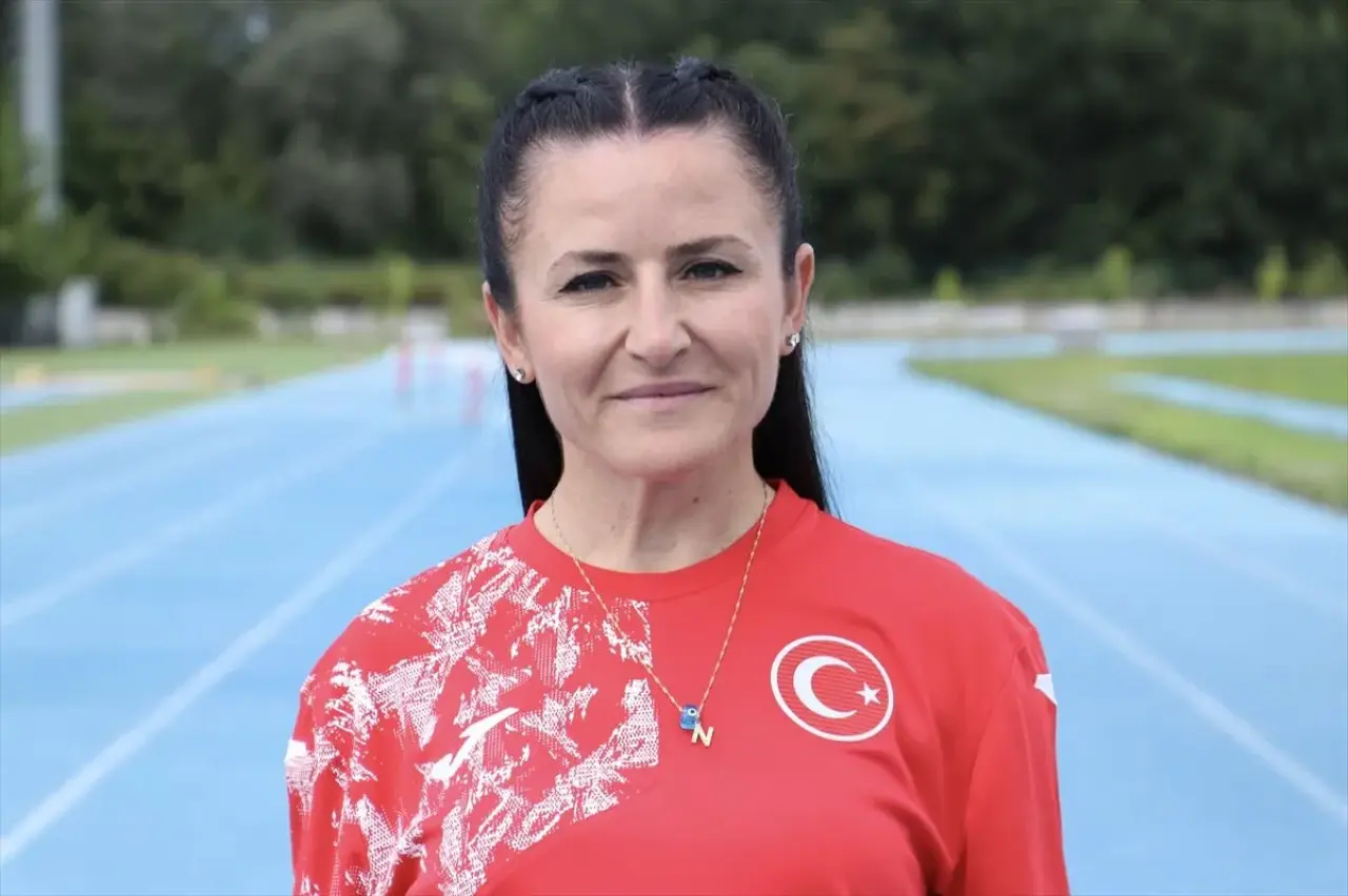 Milli atlet Yunus Emre Civelek tarihe geçti
