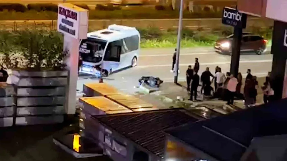 Rize’de Minibüs ve Motosiklet Çarpışması Bir Kişinin Ölümüyle Sonuçlandı