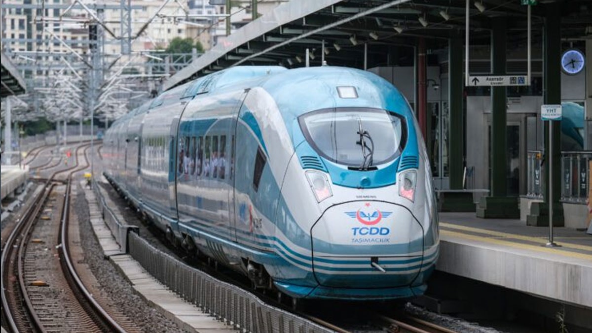 4 saatlik tren yolculuğu 1,5 saate inecek: 3 ili birbirine bağlayacak