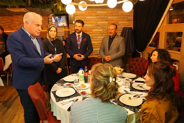 Bayburt Belediye Başkanı Mete Memiş, Uluslararası Sempozyum İçin Gelen Akademisyenleri Ağırladı
