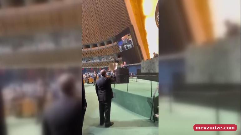 ABD ile Küba heyeti karşı karşıya Masalara vurdular, kürsüye yürüdüler
