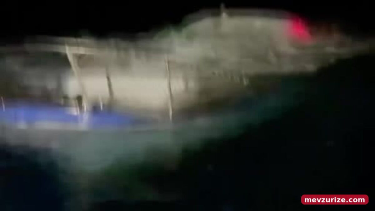Ayvalık'ta batan teknede 8 kişi kurtarıldı, bir kişi için arama devam ediyor