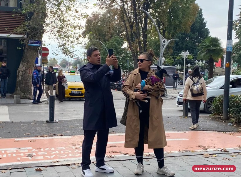 Balkonda Atatürk belirdi! Görenler gözyaşlarını tutamadı - Resim : 4