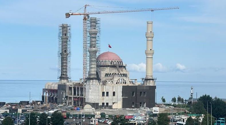 Rize’de Recep Tayyip Erdoğan Camii İnşaatında Son Durum: Yüzde 60 Tamamlandı