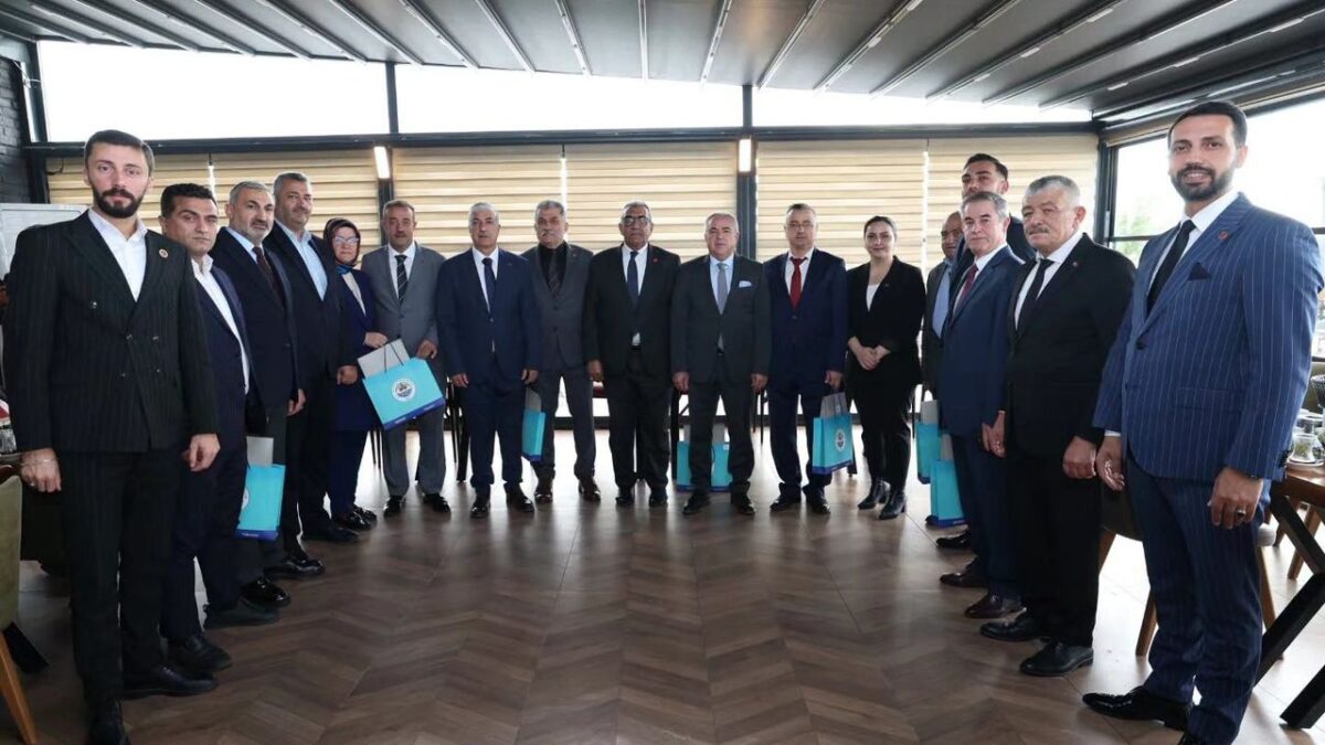 Dilovası’nda Muhtarlar Günü buluşması