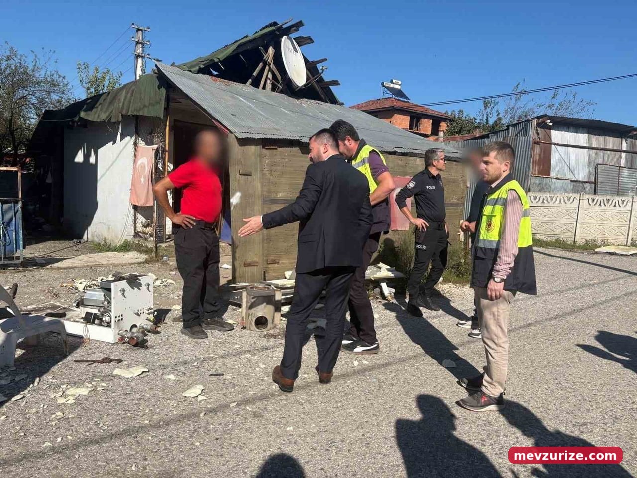 DÜZCE BELEDİYESİ, ‘TEMİZ ŞEHİR DÜZCE’ PROJESİ KAPSAMINDA ŞEHİR MERKEZİNDE DENETİM FAALİYETLERİNİ...