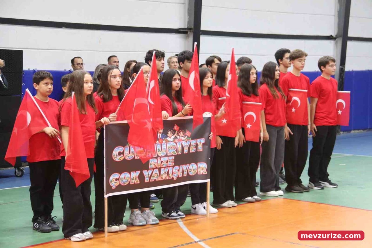 MUĞLA'NIN FETHİYE İLÇESİNDE 29 EKİM CUMHURİYET BAYRAMI’NIN 103’ÜNCÜ YIL DÖNÜMÜ DÜZENLENEN TÖRENLE...