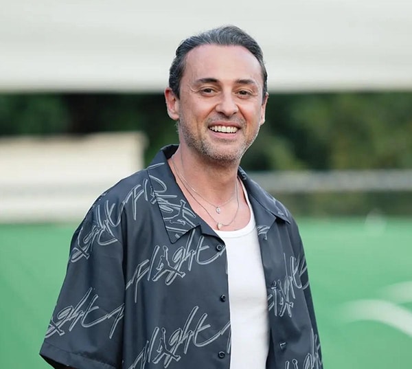 İbrahim Kendirci, Kavak Yelleri'nde Aslı'nın eski sevgilisi Deniz'e hayat vererek bir neslin hafızasına kazınmıştı.