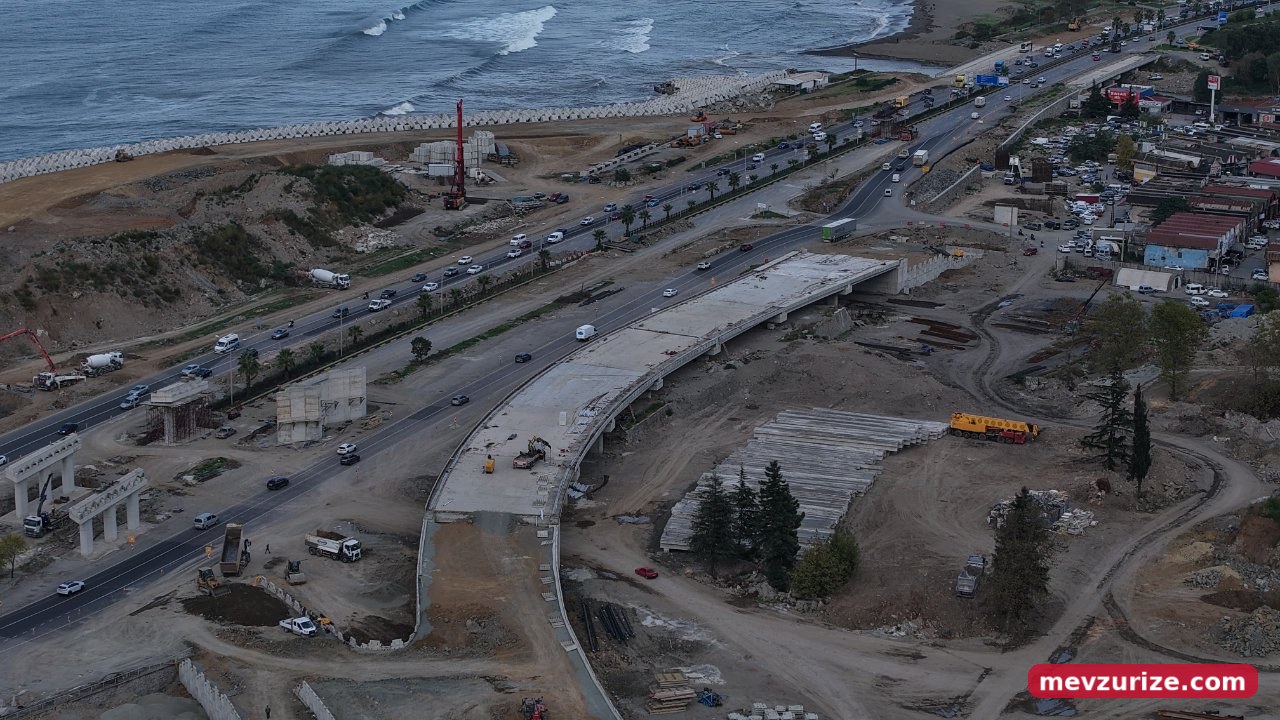 Kentte trafiği rahatlatacak proje! 585 metre uzunluğunda, on binlerce kazık çakıldı