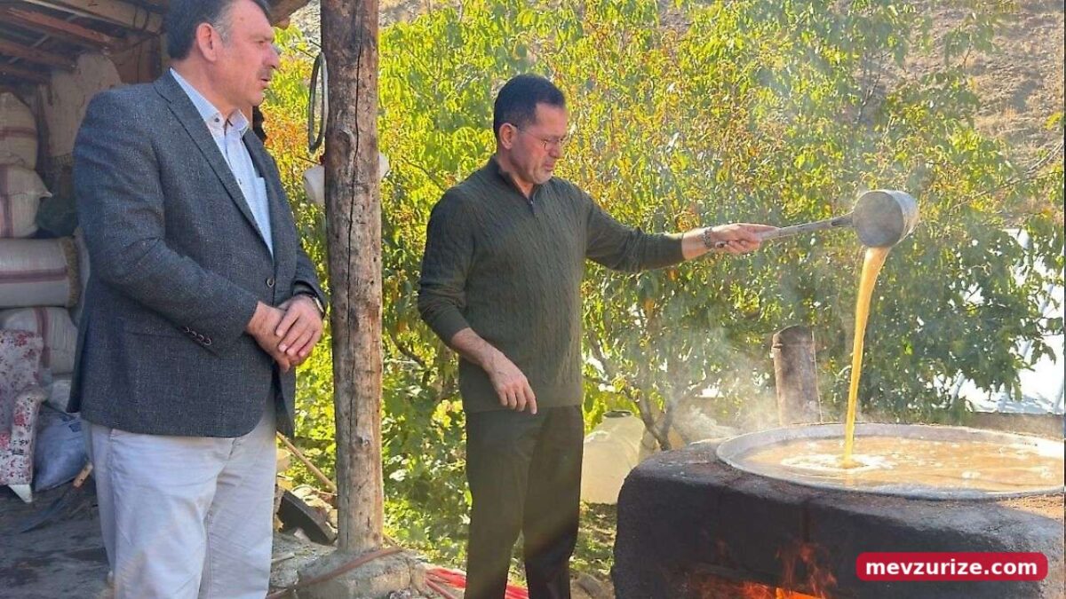Konyalı vekil pekmez kaynattı