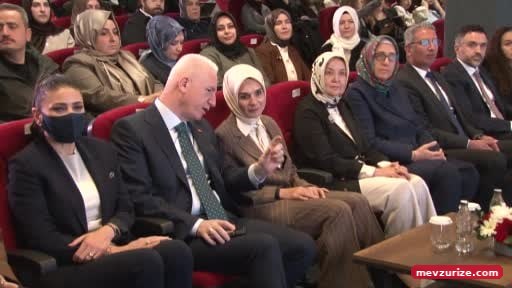 Aile ve Sosyal Hizmetler Bakanı Mahinur Özdemir Göktaş:" Ülkemizde 9 bin 327 koruyucu ailemizin...