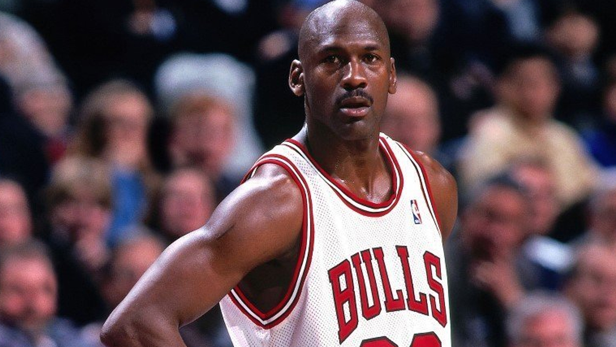 Michael Jordan'ın formasına dudak uçuklatan ücret
