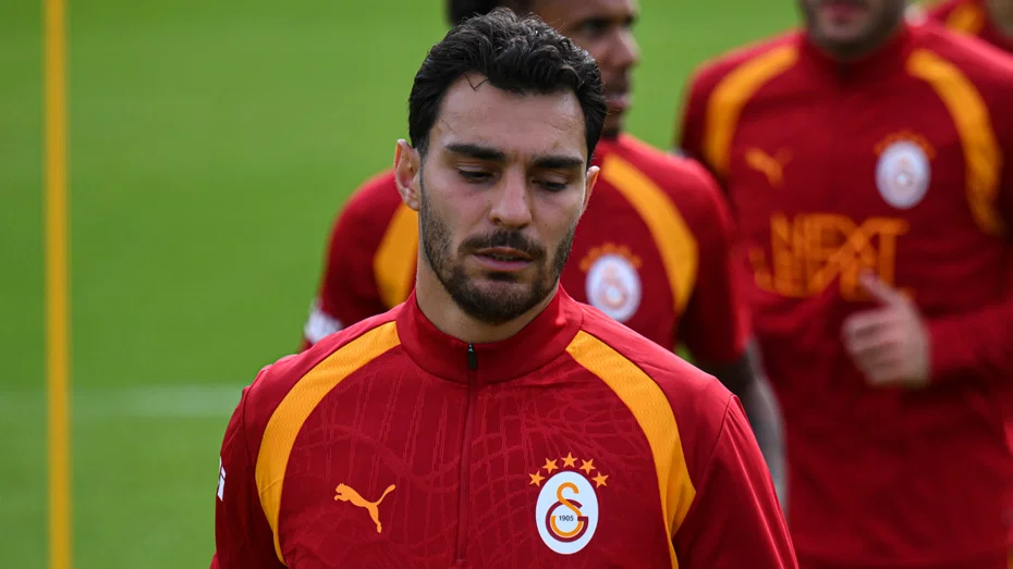 Sıra Kaan Ayhan'a geldi! Bu sezon sadece 1 dakika oynamıştı - 1