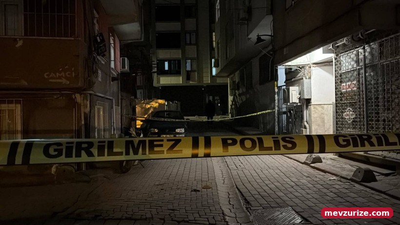 Zeytinburnu’nda gece yarısı silahlı çatışmada mermiler havada uçuştu - Resim : 3